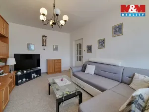 Prodej bytu 2+1, Cheb, V Zahradách, 60 m2