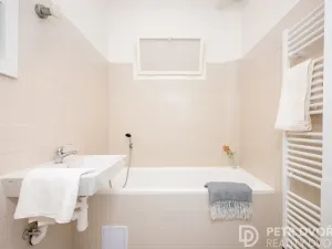 Prodej bytu 3+kk, Praha - Karlín, U invalidovny, 71 m2
