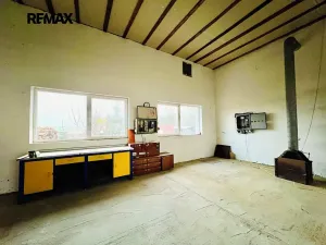 Pronájem výrobních prostor, Kostelec, 182 m2