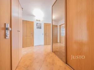 Prodej bytu 3+kk, Praha, K nové škole, 70 m2