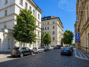 Pronájem bytu 2+kk, Praha - Vinohrady, U Zvonařky, 82 m2