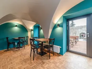 Pronájem obchodního prostoru, Jihlava, Čajkovského, 90 m2