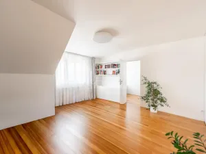 Pronájem bytu 4+kk, Praha - Hloubětín, K náhonu, 119 m2