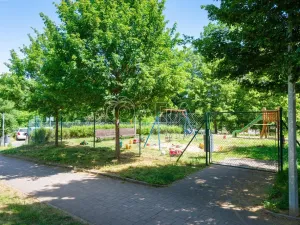 Pronájem bytu 4+kk, Praha - Hloubětín, K náhonu, 119 m2