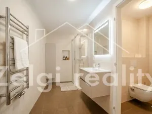 Prodej rodinného domu, Milovice, 210 m2