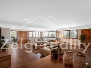 Prodej rodinného domu, Milovice, 210 m2