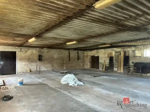 Pronájem skladu, Měník, 5600 m2