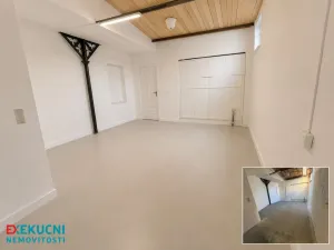 Prodej bytu 4+1, Karlovy Vary - Rybáře, nám. 17. listopadu, 105 m2