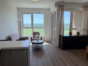 Pronájem bytu 1+kk, Praha - Černý Most, Arnošta Valenty, 38 m2