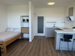 Pronájem bytu 1+kk, Praha - Černý Most, Arnošta Valenty, 38 m2