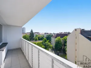 Prodej bytu 2+1, Pardubice - Zelené Předměstí, Palackého třída, 69 m2