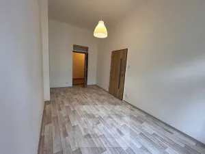 Pronájem bytu 2+kk, Praha - Žižkov, Hartigova, 38 m2