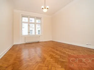 Pronájem bytu 4+1, Praha - Staré Město, Pařížská, 151 m2