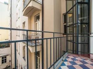 Pronájem bytu 4+1, Praha - Staré Město, Pařížská, 151 m2