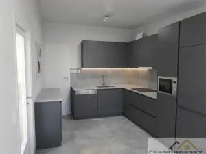 Prodej bytu 3+1, Rakovník - Rakovník II, V Lukách, 68 m2