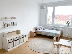 Prodej bytu 3+1, Rakovník - Rakovník II, V Lukách, 68 m2