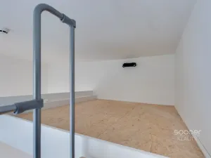 Pronájem bytu 1+kk, Praha - Smíchov, Radlická, 21 m2
