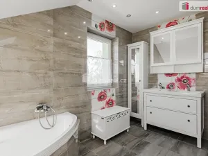Prodej rodinného domu, Jenišov, Zalomená, 135 m2