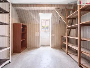 Prodej bytu 4+1, Karlovy Vary, Sládkova, 94 m2