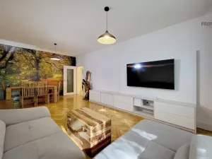 Prodej bytu 3+1, Kuřim, Školní, 102 m2
