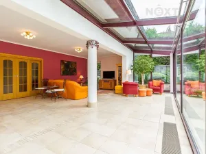 Prodej vícegeneračního domu, Praha - Uhříněves, Merkurova, 420 m2