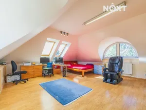 Prodej vícegeneračního domu, Praha - Uhříněves, Merkurova, 420 m2