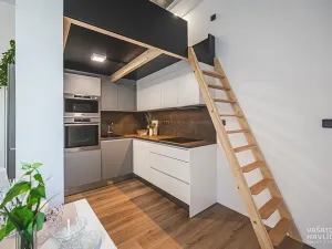 Prodej bytu 1+kk, Hradec Králové, 44 m2