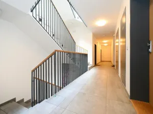 Pronájem bytu 1+kk, Praha - Liboc, Evropská, 51 m2