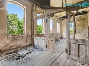 Prodej výrobních prostor, Mikulášovice, 1450 m2
