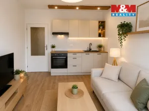 Prodej bytu 2+kk, Praha - Hlubočepy, Trnkovo náměstí, 45 m2