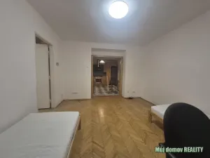 Pronájem bytu 2+1, Praha - Dejvice, Vostrovská, 50 m2
