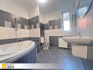 Pronájem bytu 1+1, Ostrava, 28. října, 47 m2