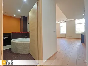 Pronájem kanceláře, Ostrava, Mírová, 95 m2