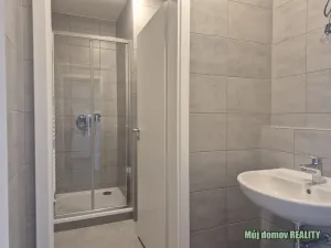 Pronájem bytu 2+kk, Praha - Hostivař, U továren, 31 m2