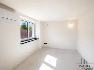Prodej rodinného domu, Hluboké Mašůvky, 54 m2