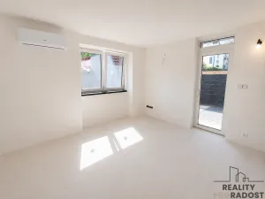 Prodej rodinného domu, Hluboké Mašůvky, 54 m2