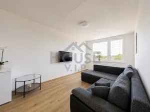 Prodej bytu 2+kk, Praha, K rovinám, 46 m2