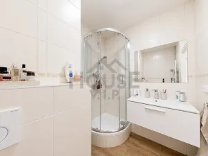 Prodej bytu 2+kk, Praha, K rovinám, 46 m2