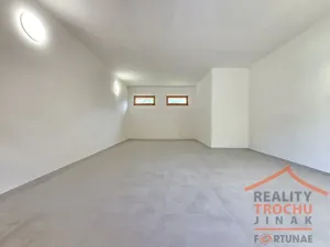 Prodej rodinného domu, Stárkov, 230 m2