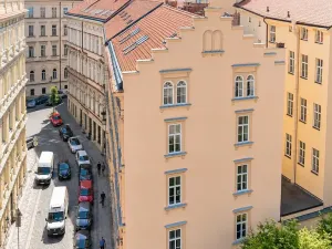 Prodej bytu 6+kk a větší, Praha - Staré Město, Karoliny Světlé, 143 m2