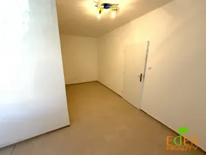 Pronájem bytu 3+kk, Plzeň, Úslavská, 75 m2