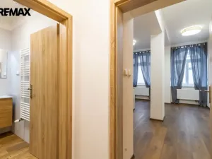 Pronájem bytu 1+kk, Praha - Žižkov, Cimburkova, 30 m2