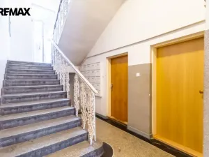 Pronájem bytu 1+kk, Praha - Žižkov, Cimburkova, 30 m2
