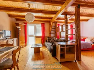 Prodej vícegeneračního domu, Jevišovice, 350 m2