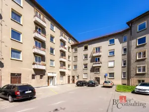 Prodej bytu 3+1, Pardubice - Zelené Předměstí, Palackého třída, 79 m2