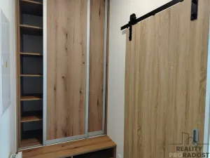 Pronájem bytu 1+kk, Znojmo, nám. Kpt. Otm. Chlupa, 35 m2