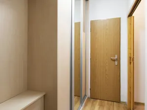 Pronájem bytu 1+kk, Praha - Letňany, Havířovská, 25 m2
