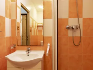 Pronájem bytu 1+kk, Praha - Letňany, Havířovská, 25 m2