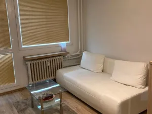 Pronájem bytu 2+kk, Praha - Střížkov, Jablonecká, 42 m2