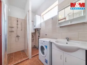 Pronájem rodinného domu, Komárov, Sadová, 47 m2